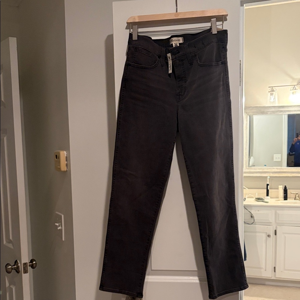 Madewell Women's Charcoal Straight Leg Jeans